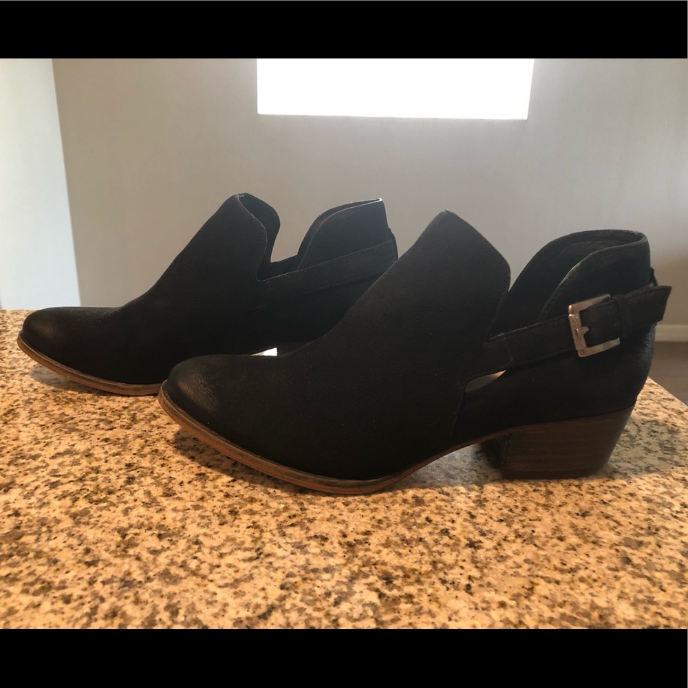 Like New Caslon Leather Booties